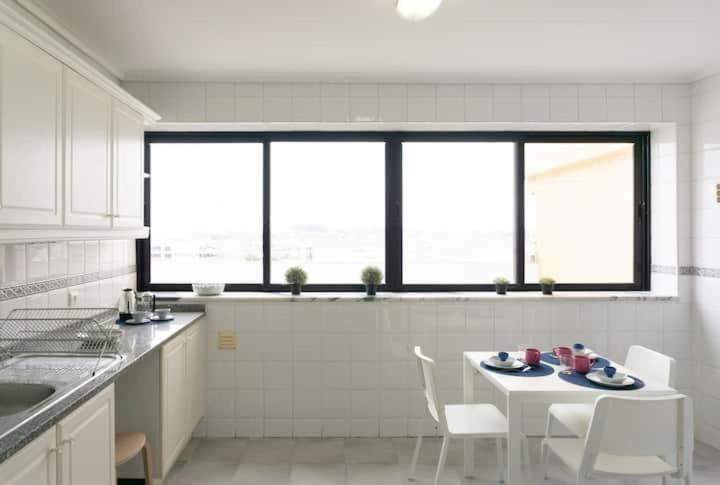 Апартаменты 8Rooftop - T2 Com Terraco E Vista Para As Salinas! Авейру Экстерьер фото